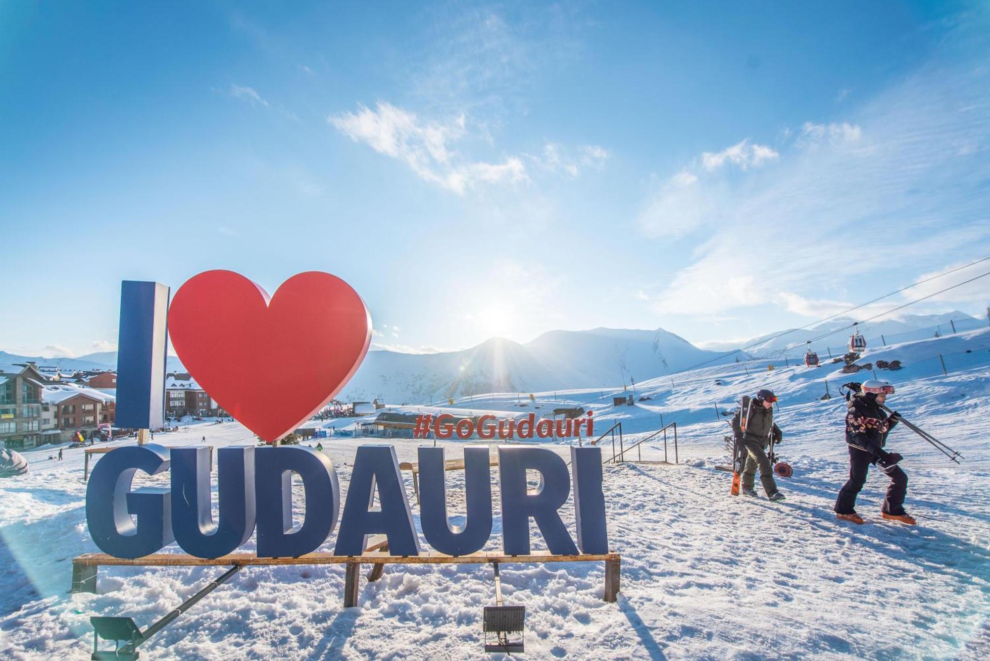 Gudauri Atrium Aparthotel Dış mekan fotoğraf