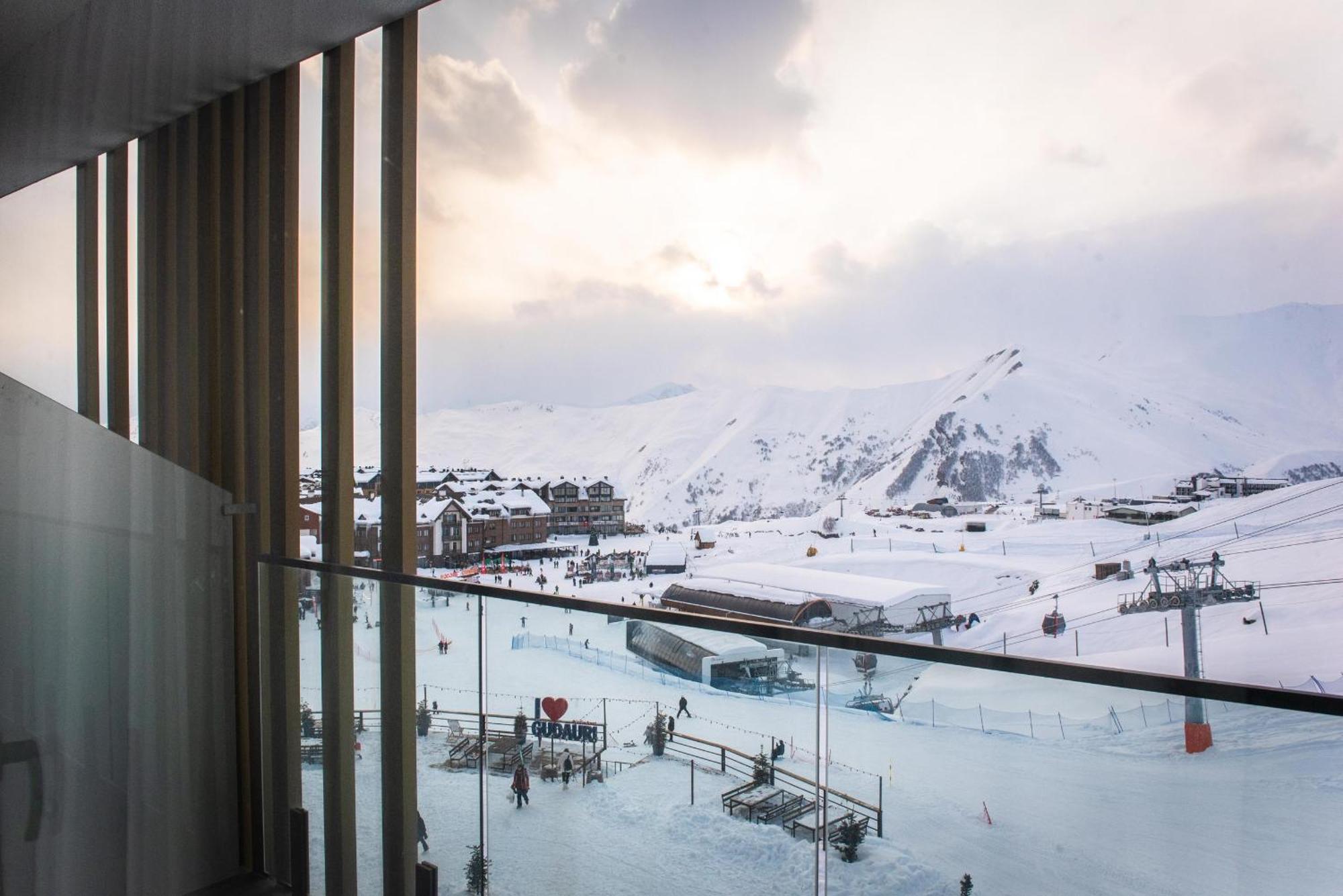Gudauri Atrium Aparthotel Dış mekan fotoğraf