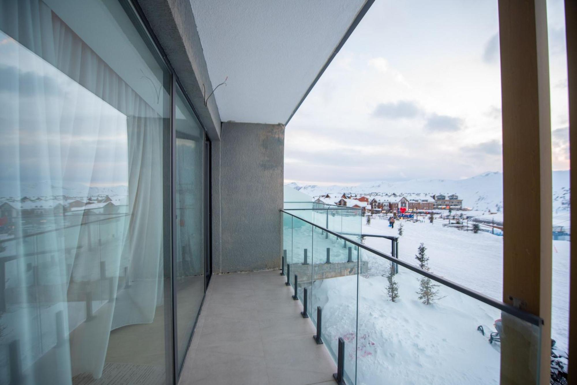 Gudauri Atrium Aparthotel Dış mekan fotoğraf