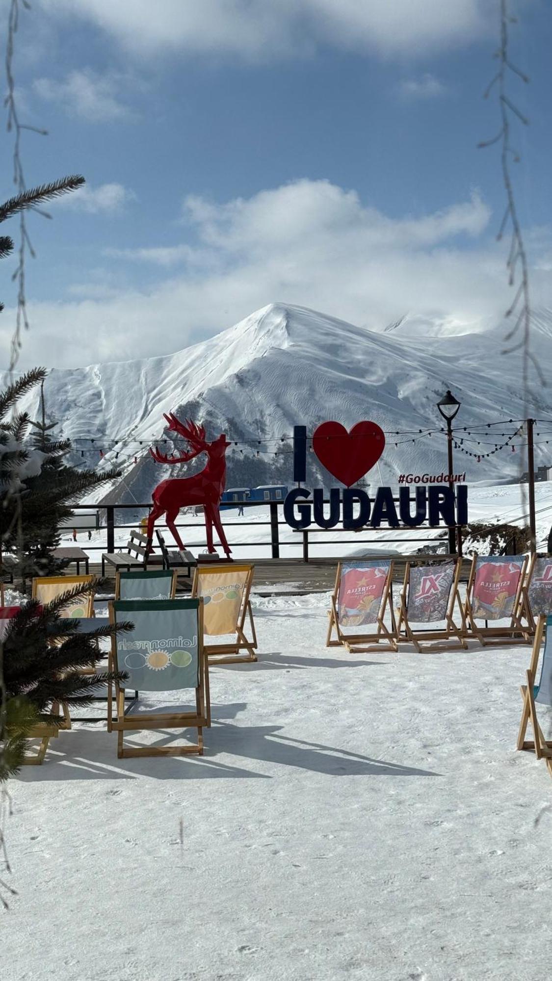 Gudauri Atrium Aparthotel Dış mekan fotoğraf